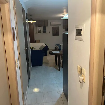 50m From Palaiontsiflikion